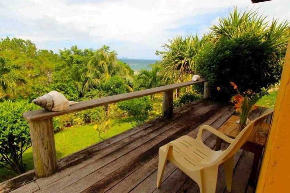 Готель Casa Rosa Taytay Palawan Екстер'єр фото